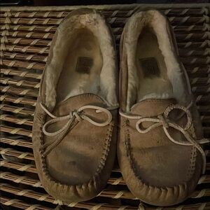 UGG Women's Moccasins in Tan